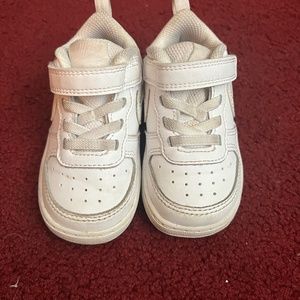 Nike toddler sneakers